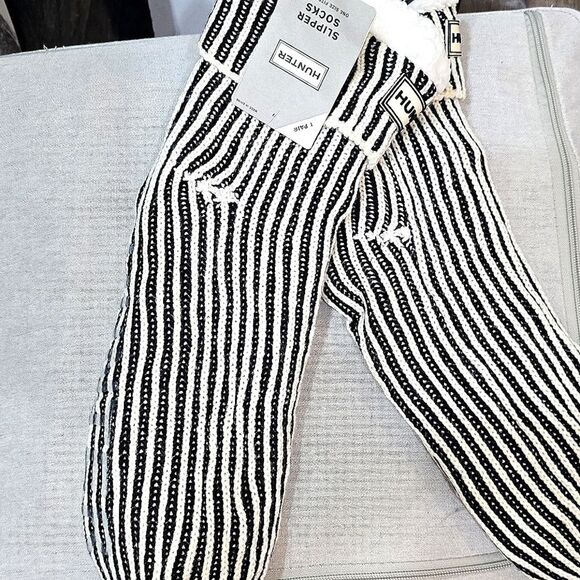 Hunter Pinstripe Unisex Slipper Socks - Picture 3 of 5